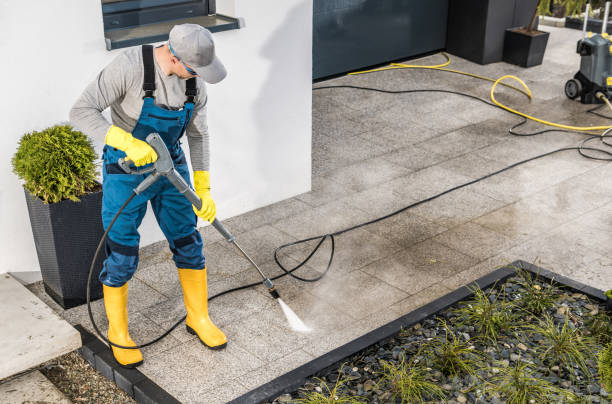 Dewitt, IA Pressure Washing Company